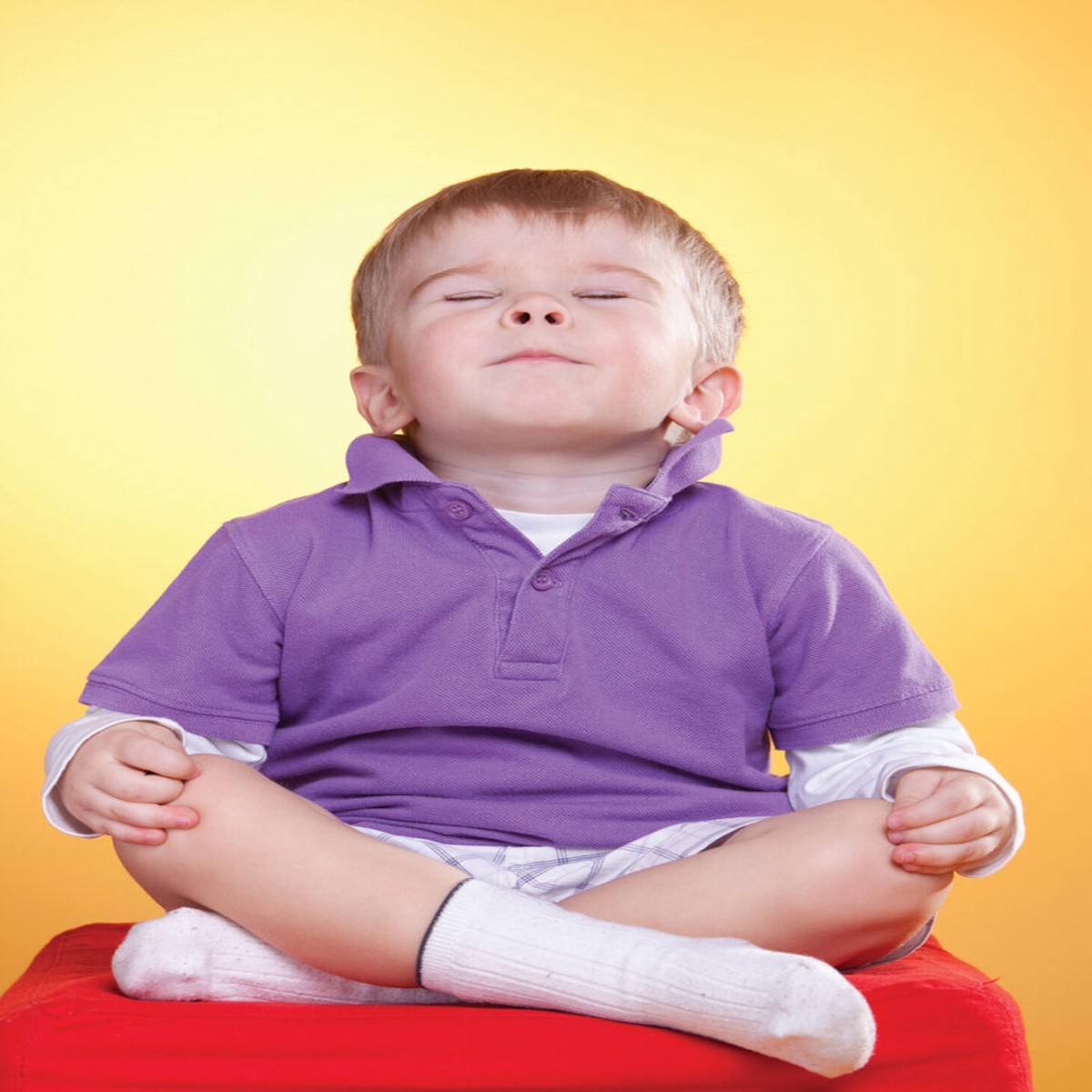 CHILD MEDITATING CARD